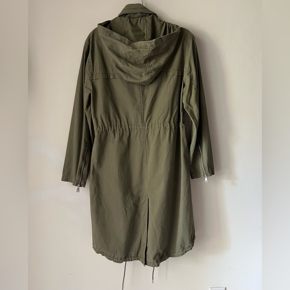 7 For All Mankind Army Green Utility Jacket Hoodie Cinch waist hem detail Sz M - Picture 2 of 11